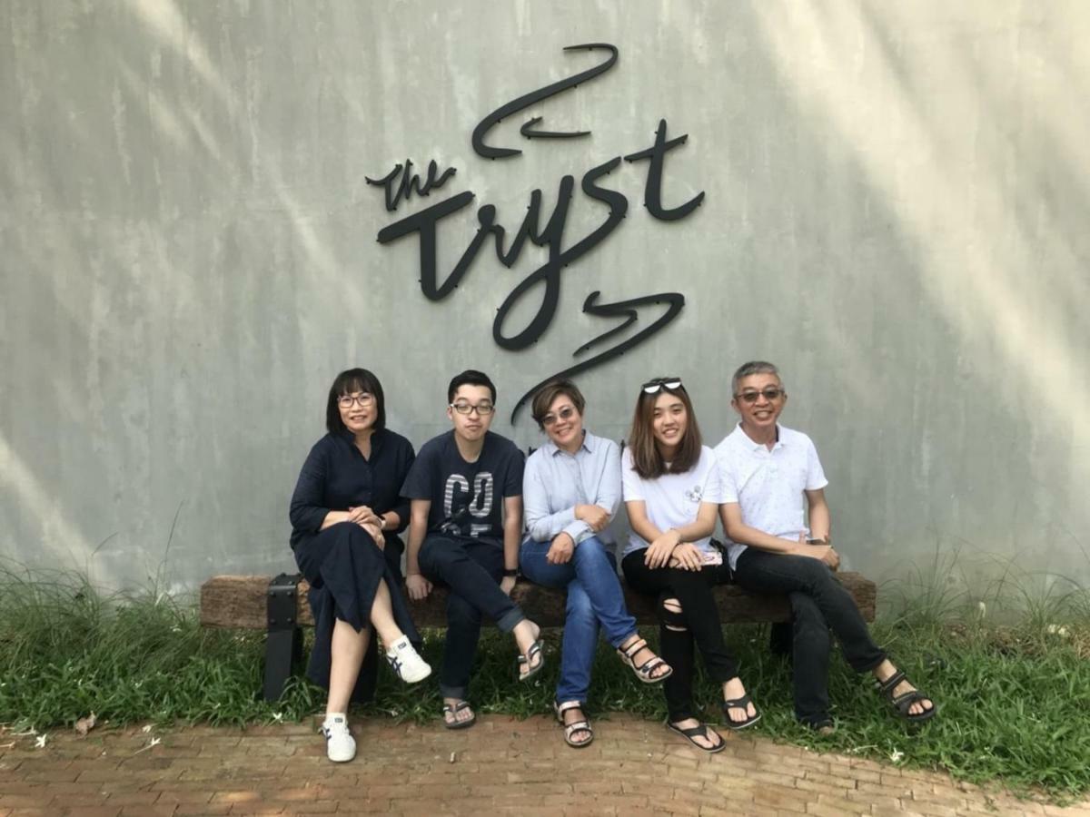 The Tryst River Kwai Ban Bang Yai  Екстер'єр фото
